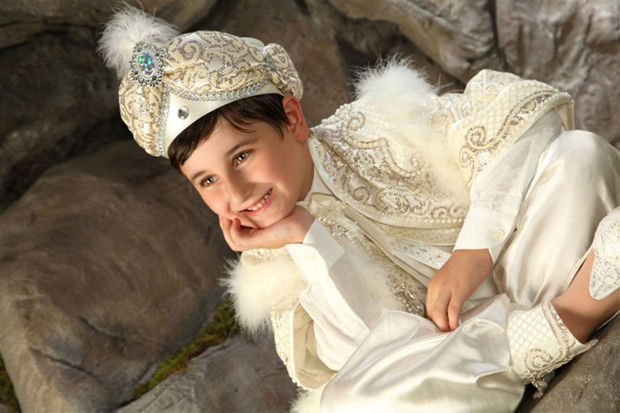 Azərbaycanlı dəllək: 27 yaşlı kişini sünnət etmişəm