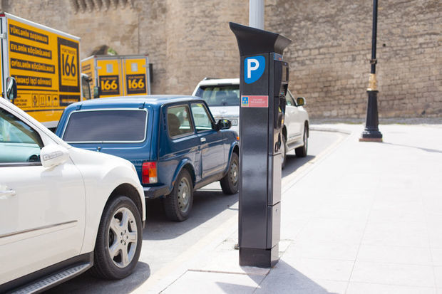 Parkinqlərdən yığılan pullar hara gedir? – VİDEO