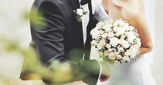 Məşhur azərbaycanlı müğənninin toyu bacısı ilə eyni gündə olub - FOTO