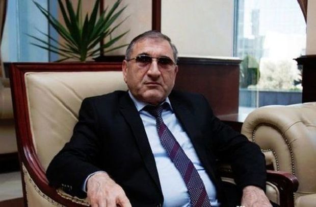 Tahir Rzayev: Bələdiyyə sədrlərinə oğru kimi baxırlar