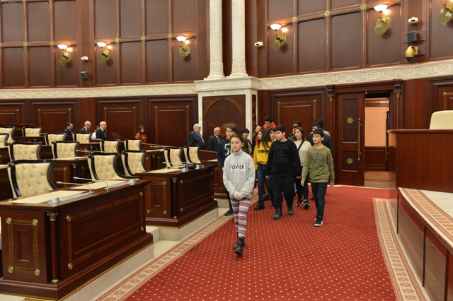 Türkiyənin şəhid və qazi övladlarının Bakı şəhərinə səfərləri başa çatdı