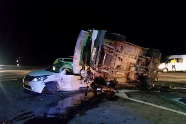 Biləsuvarda ağır qəza: ölən və yaralılar var - YENİLƏNİB