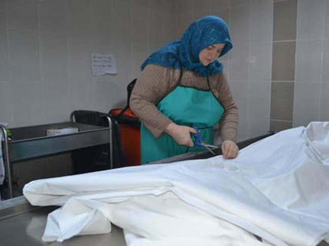 Çox adam qorxur, amma o, 32 ildir bu işi görür - FOTOLAR