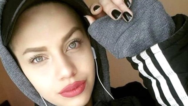 Ana evə gec gələn qızını öldürüb polisə getdi: 