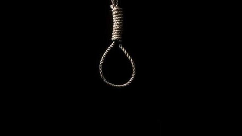 Şirvanda 45 yaşlı qadın özünü asdı, amma son anda...