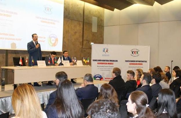 Bakıda Gənclərin Beynəlxalq Karyera Forumu keçirilir