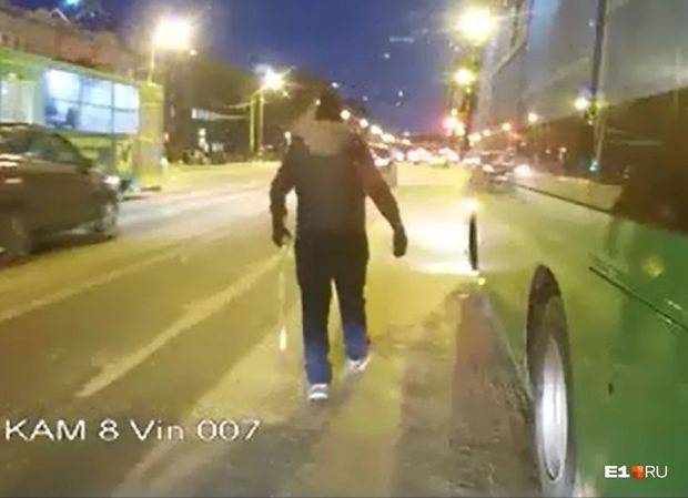 Avtobus sürücülərinin davası qəzaya səbəb oldu – VİDEO