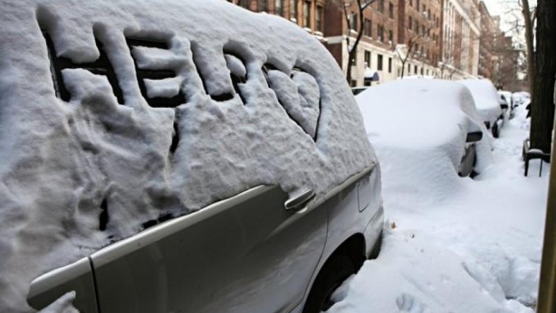 Avtomobilin ətrafından qarı təmizləməyənləri CƏRİMƏ GÖZLƏYİR