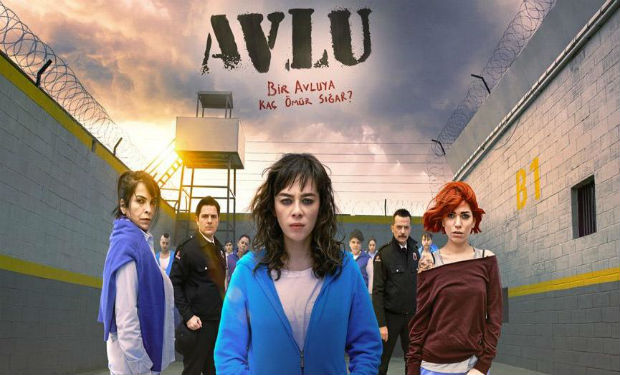 “Avlu”nun aktrisaları həbsə girdilər — VİDEO