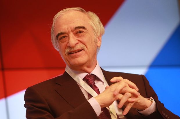 Polad Bülbüloğlu: Yaradıcılığa vaxt ayıra bilmirəm