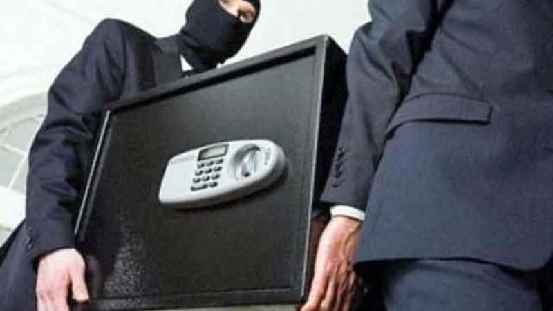 Bakıda tanınmış jurnalistin evindən seyf oğurlandı – HƏBS EDİLƏNLƏR VAR