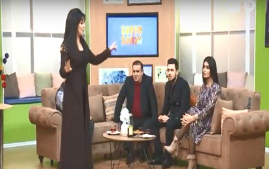 “Başdan ayağa silikonsan” - Müğənni ilə aparıcı qırğına çıxdı - VİDEO