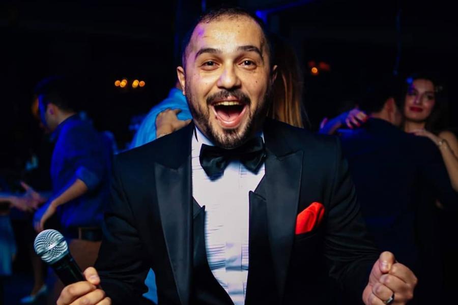 Azərbaycanlı aparıcı ata oldu – Foto