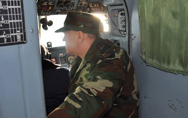 “Episentrdəki kəndə vertolyotla endik” - Nazir