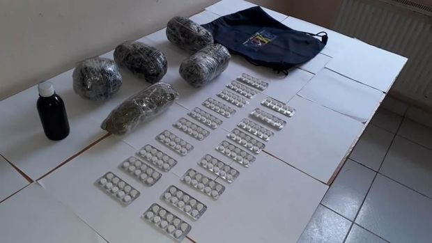 Sərhəddə narkotik əməliyyatı: iki nəfər tutuldu - FOTO