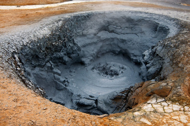 Şamaxıda vulkan püskürdü - YENİLƏNİB