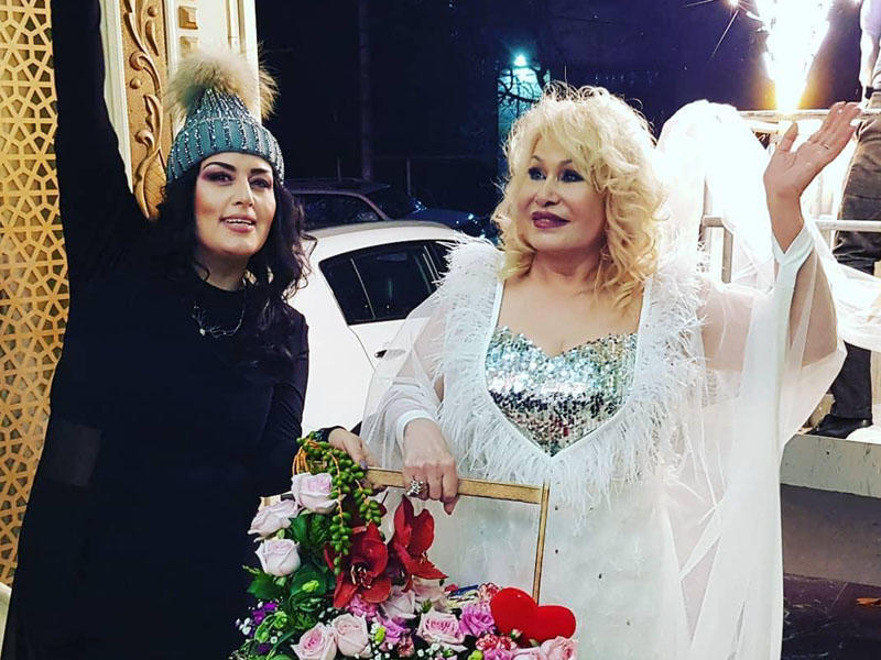 Nisə Qasımova özünə təmtəraqlı ad günü etdi - FOTO