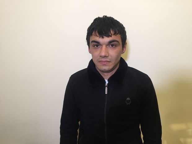 Bakı sakinini hədələyib “iPhone7”ni əlindən aldılar