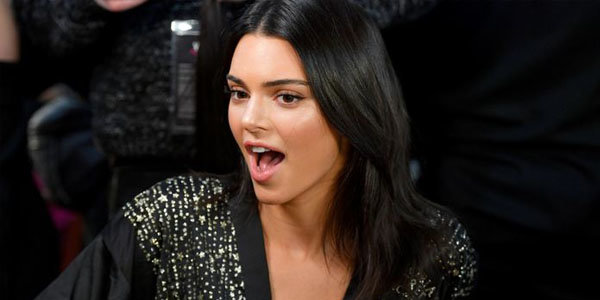 Oyun yaddan çıxdı, hamı ona baxdı - FOTOLAR