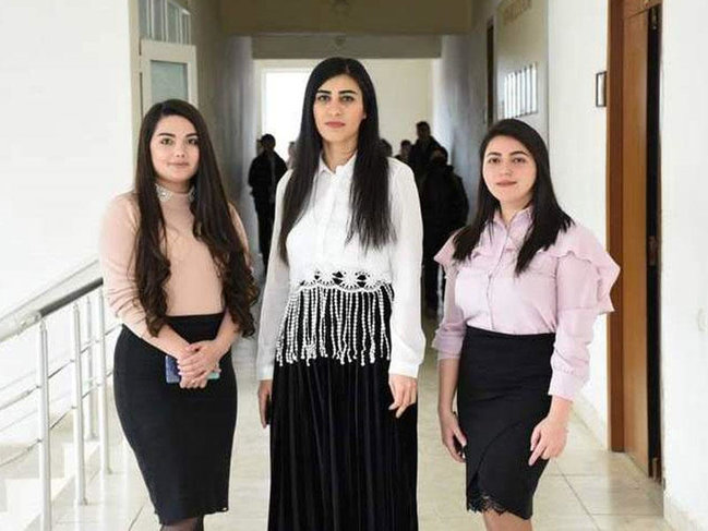 Hər gün Sumqayıtdan Qubanın kəndinə dərs deməyə gedir... - FOTOLAR