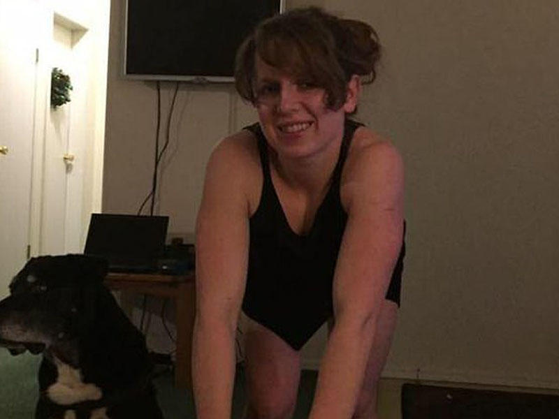 Ər müəllim arvadını şagirdi ilə yataqda tutdu, şəkillərini çəkib, uşağın atasına göndərdi - FOTO