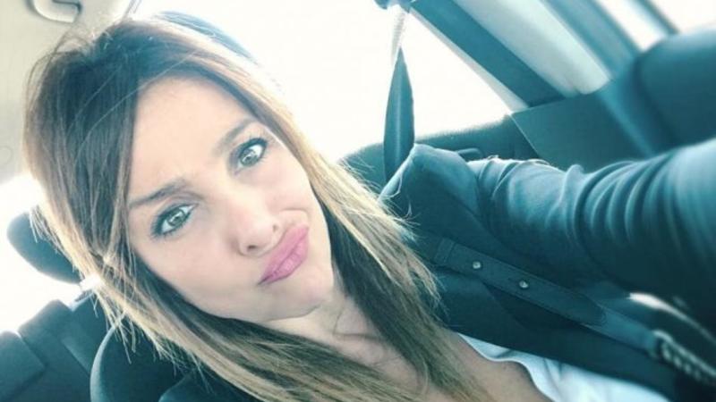 Anasının paylaşdığı FOTOLAR 19 yaşlı oğlunu qəzəbləndirdi - “40 yaşındasan sən!”