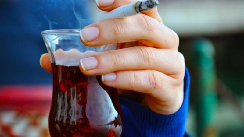 Siqaret və isti çay içənlər üçün ÖLÜMCÜL TƏHLÜKƏ: xərçəng...