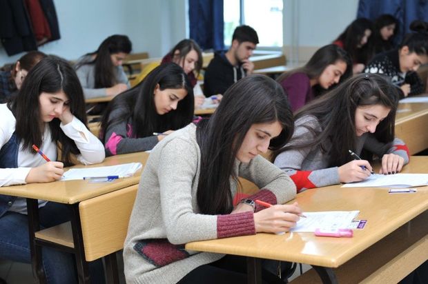 Abituriyentlərin nəzərinə! - Qəbul imtahanlarının vaxtı dəyişdi