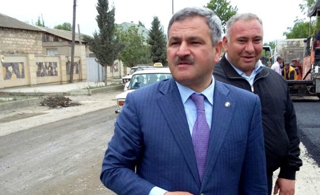 İcra başçısı 80 yaşlı qaynanasının adına subsidiya alıb?- Açıqlama