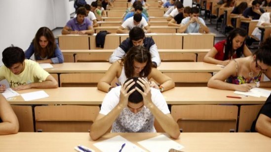 Ali məktəblərə qəbul olmaq istəyənlərin NƏZƏRİNƏ - Gündə 3 dəfə...