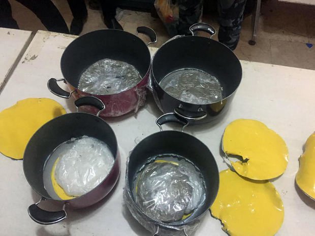 “Yaradıcı” qaçaqmalçılıq: qazanlarda narkotik keçirdilər - FOTO