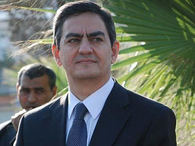 Əli Kərimli hakimiyyətlə bazarlığa gedir