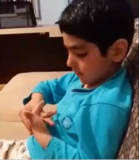 Azərbaycanda ana 5 yaşlı uşağını parkda qoyub qaçdı - FOTO