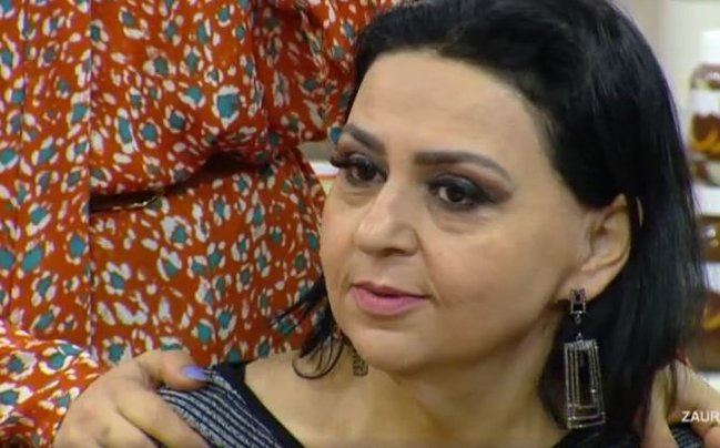 Toppuş bacı efirə qaynanası və qızı ilə gəldi - FOTOLAR