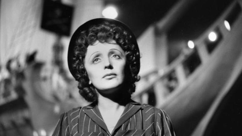 Fahişəxanada böyüyən, 15 yaşında ərə verilən əfsanəvi müğənninin DƏHŞƏTLİ HƏYATI - FOTO