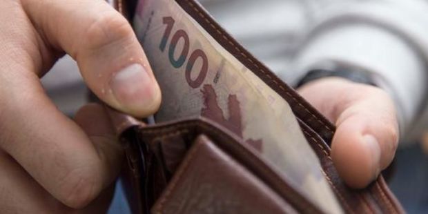 Bakıda ən yüksək və ən aşağı əməkhaqqı alan kimlərdir?