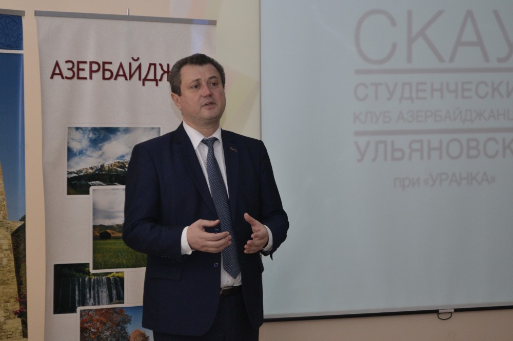 Азербайджанская молодежь Ульяновска поздравила школьников и воспитанников Детского дома с Новрузом