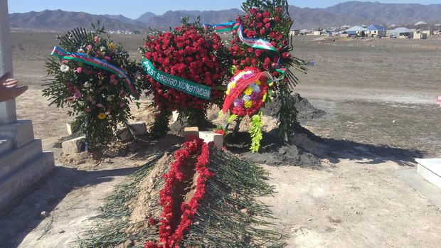 Şəhid hərbçimiz dəfn olundu - FOTO