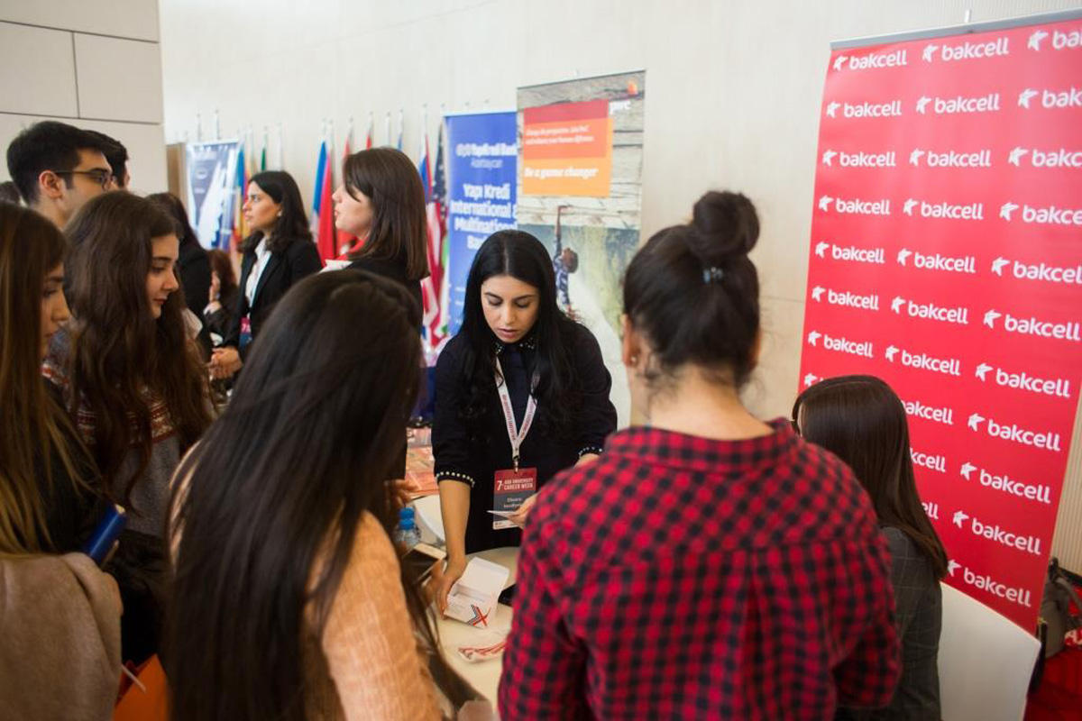 Bakcell ADA Universitetində keçirilmiş karyera yarmarkasına qatılıb (FOTO)