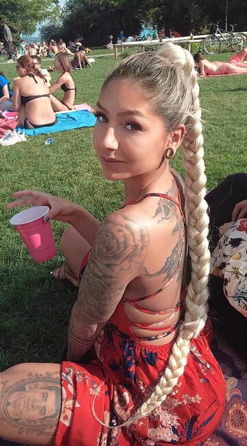 Neymarla bir gecə keçirdi, bütün dünyada məşhur oldu - FOTOLAR