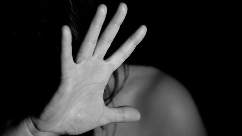 Hakimlər qızı zorlayanlara bəraət verdi: səbəbi sizi ŞOKA SALACAQ