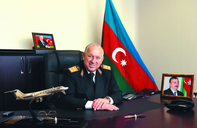 Cahangir Əsgərov yüzminlərlə sərnişinin həyatını təhlükəyə atır — “Boeing” BİABIRÇILIĞI