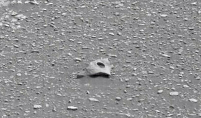 Marsda insan əlinin məhsulu olan əşya tapdılar – Video