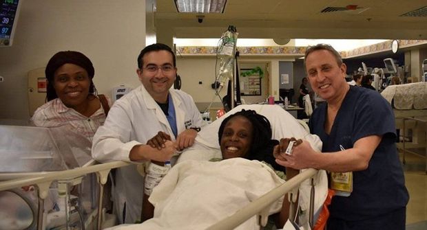 Texaslı qadın 9 dəqiqəyə 6 uşaq dünyaya gətirdi