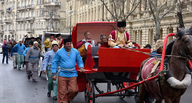 Bu gün Azərbaycanda İlaxır çərşənbədir - VİDEO