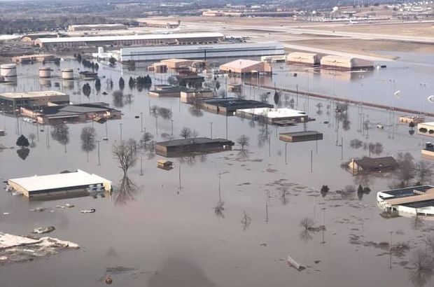 ABŞ-ın strateji hərbi bazası su altında qaldı – FOTO