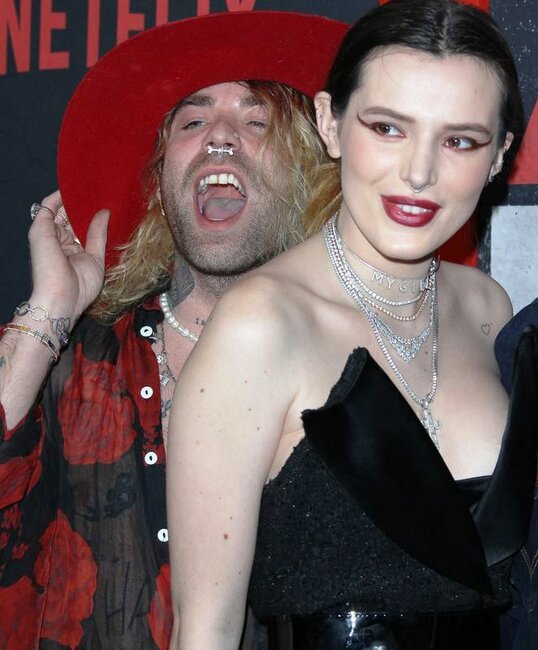 Həm qız, həm kişi sevgilisi vardı - İndi isə.../ FOTOLAR