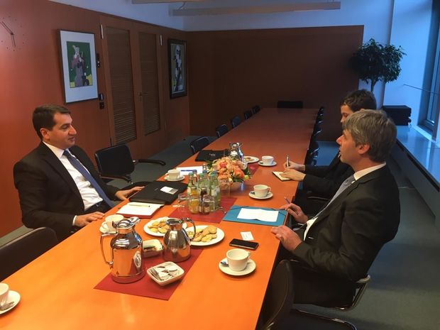 Almaniya rəsmiləri ilə Dağlıq Qarabağ müzakirəsi