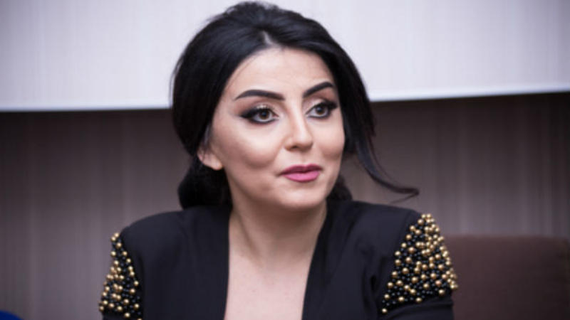 Afət Fərmanqızıdan daha bir ŞOK ADDIM: Nəsiminin bu qəzəlinə mahnı oxudu - İt hürər... (VİDEO)