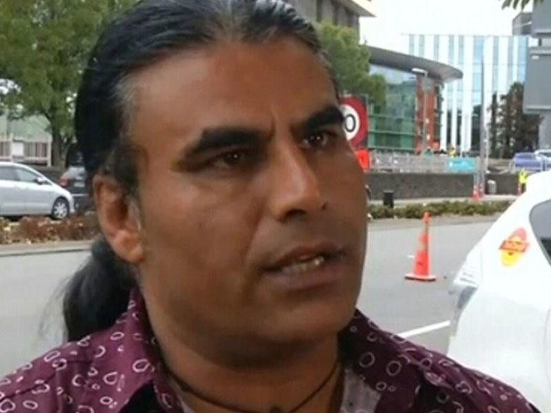 Yeni Zelandiyada hər kəs məsciddə terrorçunun qarşısını kəsən Əbdül Əzizin qəhrəmanlığından danışır